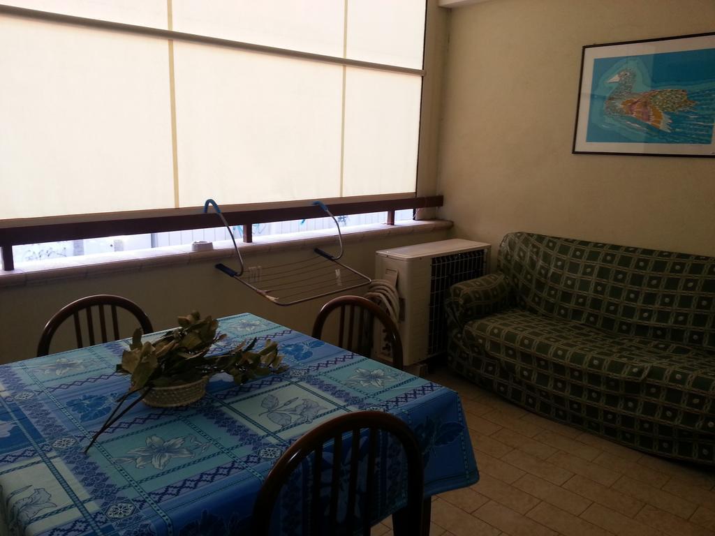 Reggio Central House Low Cost Per 4 Reggio Calabria Exterior photo