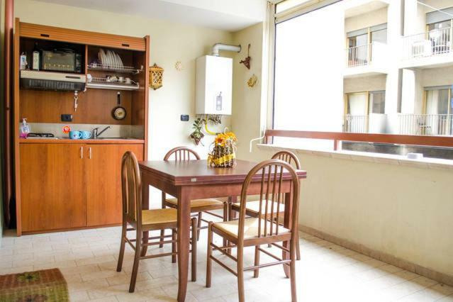 Reggio Central House Low Cost Per 4 Reggio Calabria Exterior photo